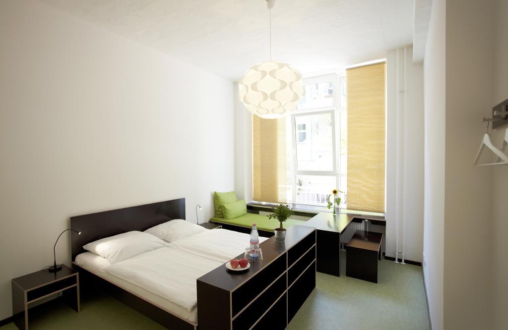 Huettenpalast Berlin Bilik gambar